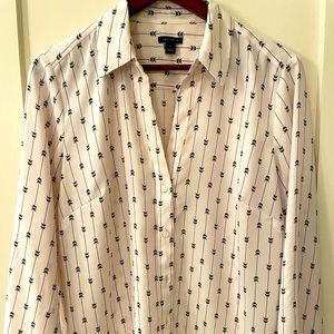 Ann Taylor butterfly detail button up blouse, size large